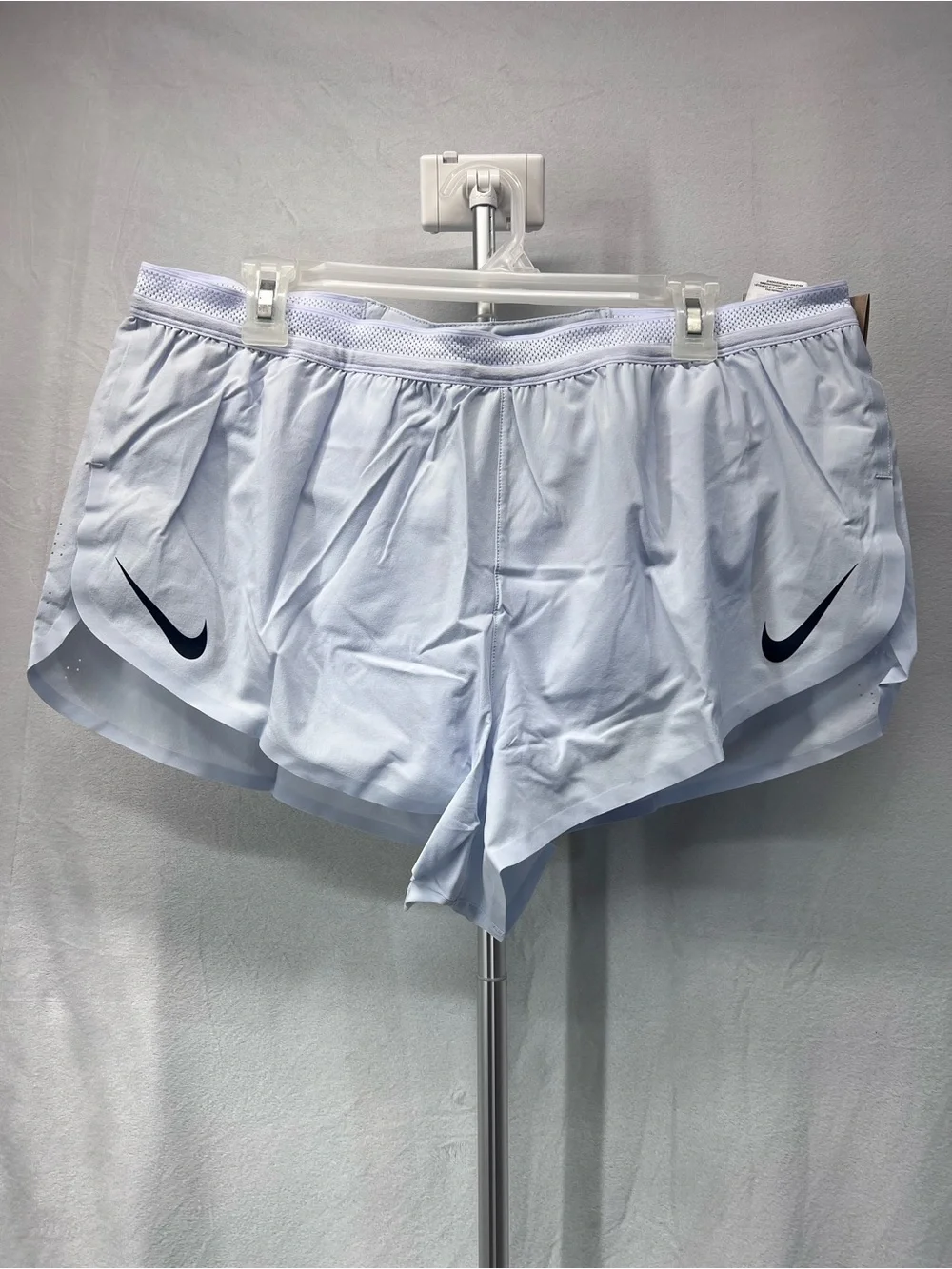 Nike Men’s White Dri-fit ADV Running Shorts standard fit 2” length xlarge